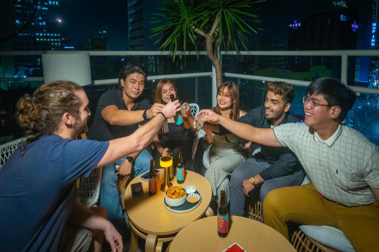ซูล่า เรสซิเดนซ์ Hostel Makati City ภายนอก รูปภาพ