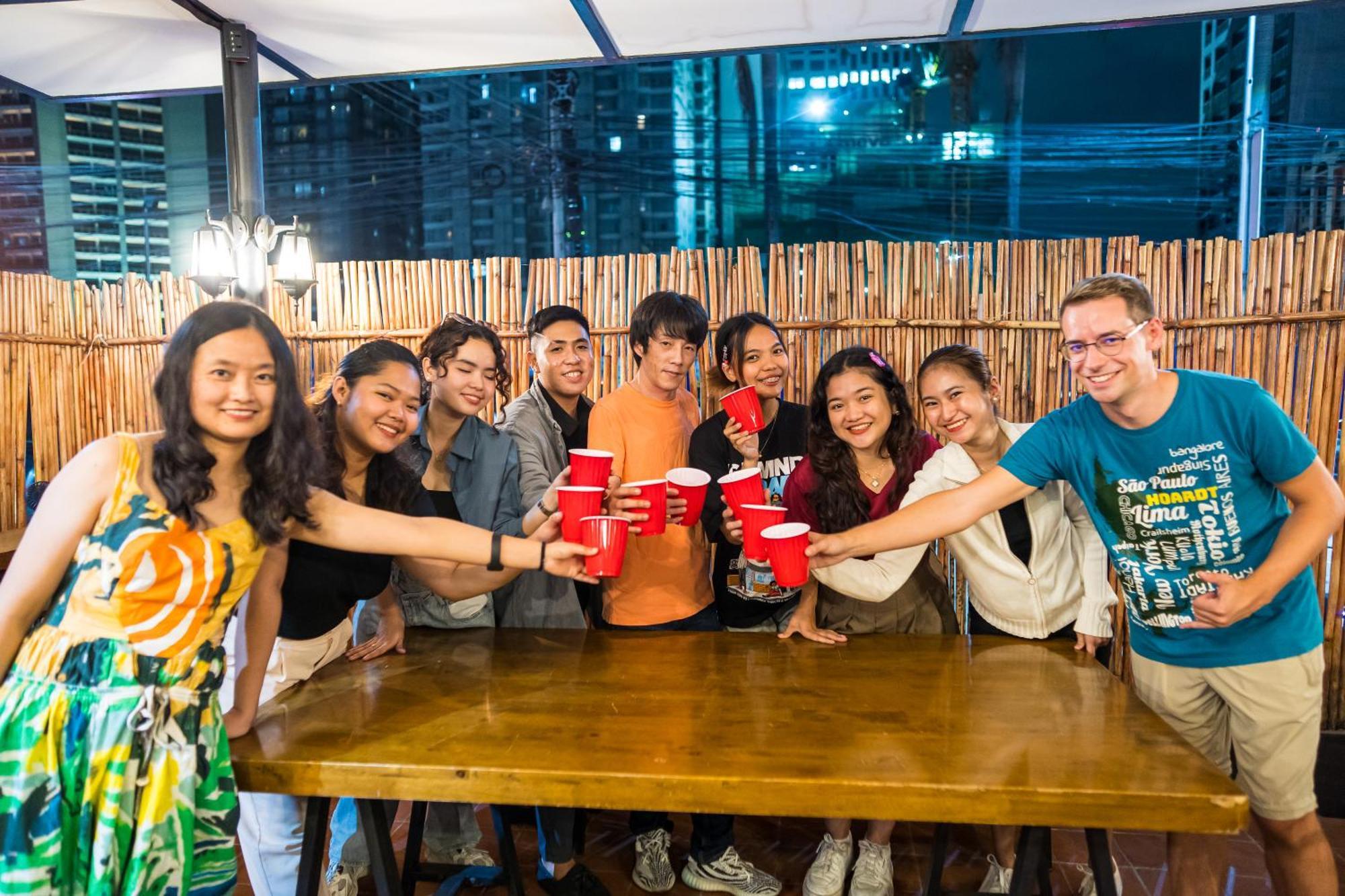 ซูล่า เรสซิเดนซ์ Hostel Makati City ภายนอก รูปภาพ