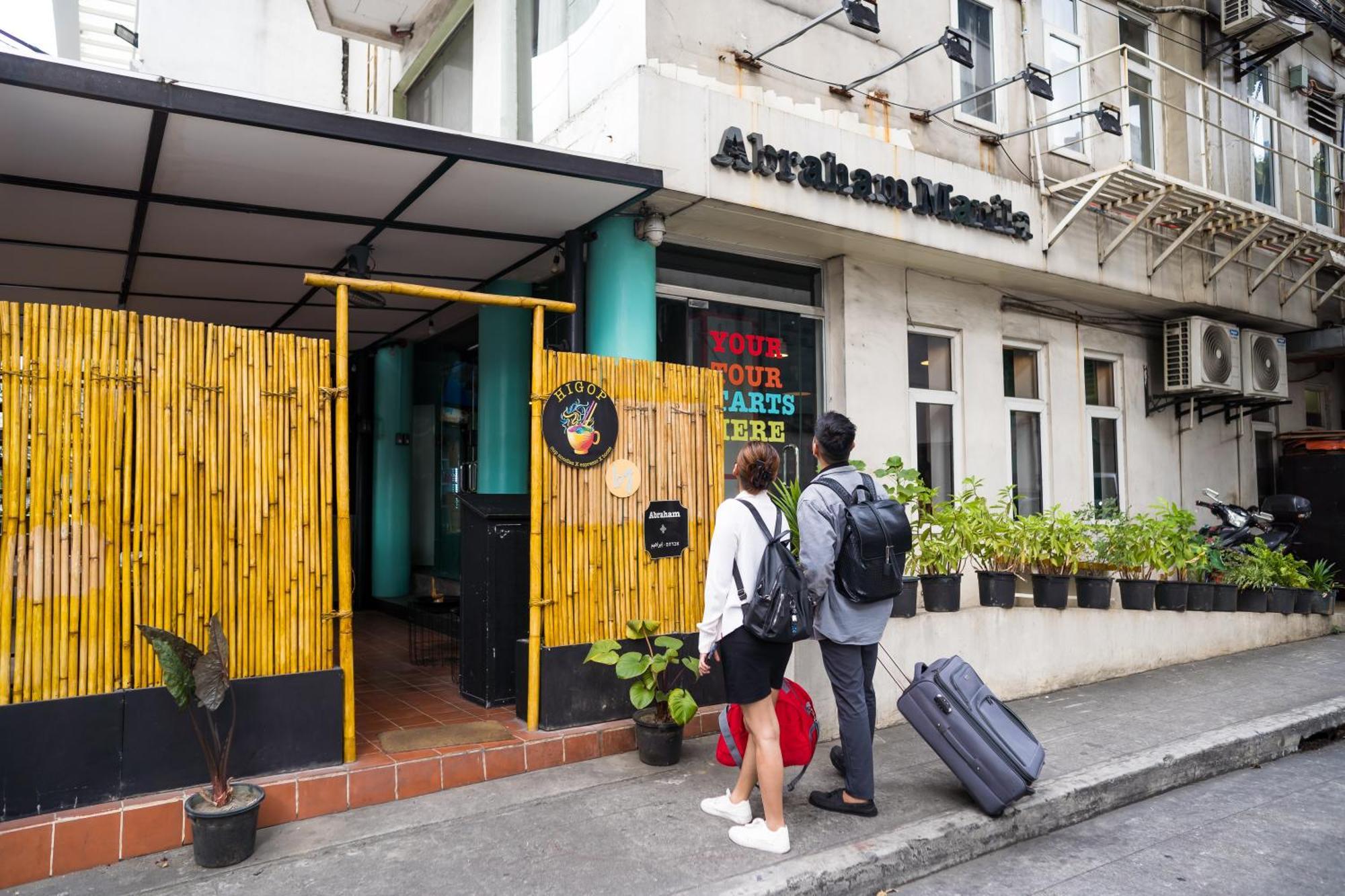 ซูล่า เรสซิเดนซ์ Hostel Makati City ภายนอก รูปภาพ